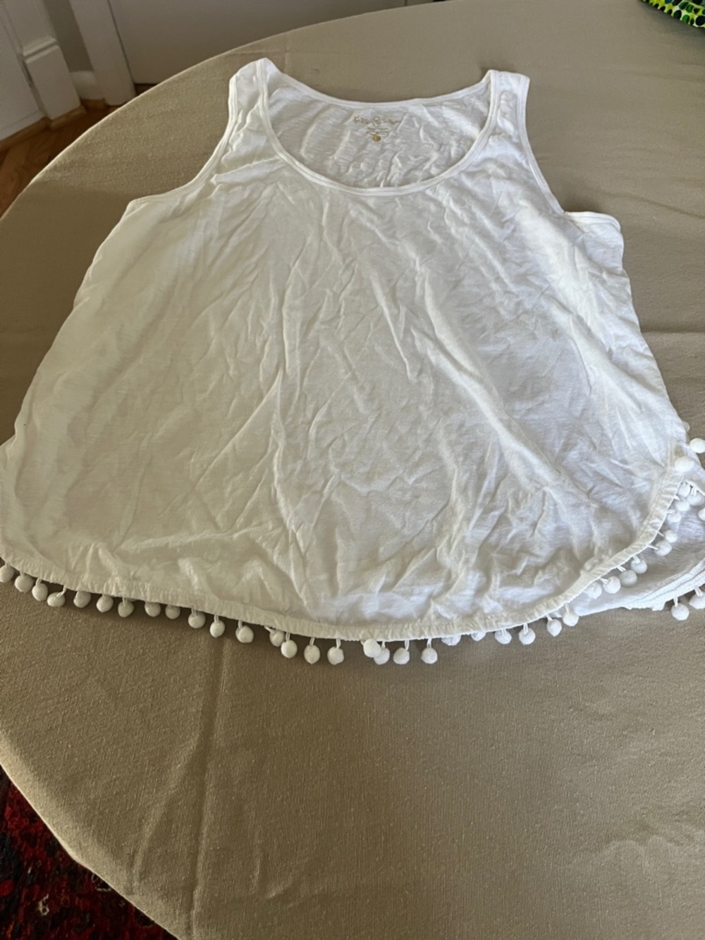 Lilly Pulitzer White Pom-Pom Hem Tank. Size L.